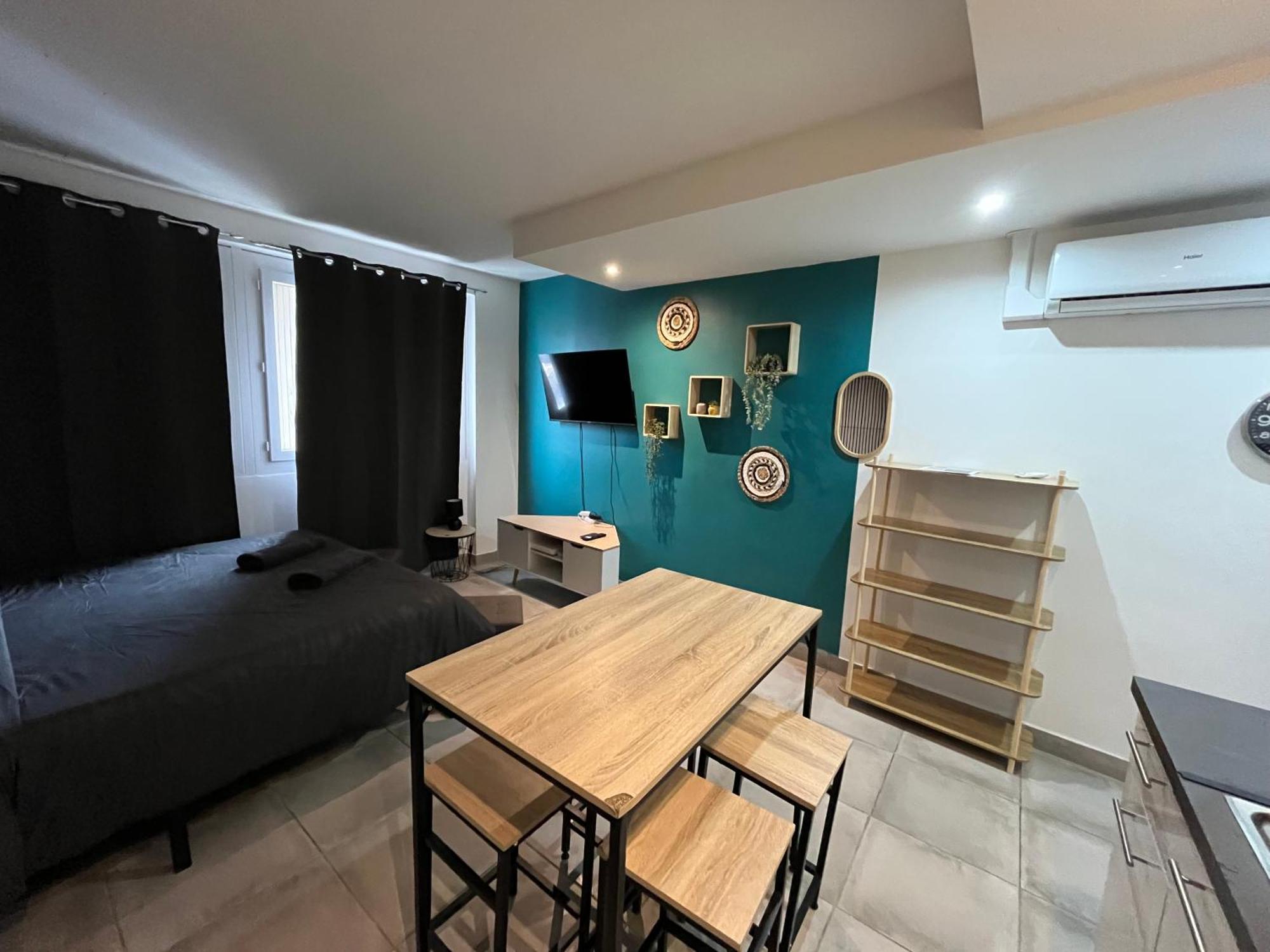 Studio Confortable Avec Balcon 洛特河畔的维伦纽夫 外观 照片